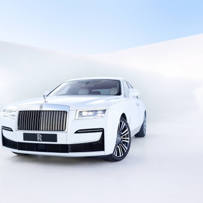Νέα Rolls-Royce Ghost: “Φαντασμα – γορική” (Video)
