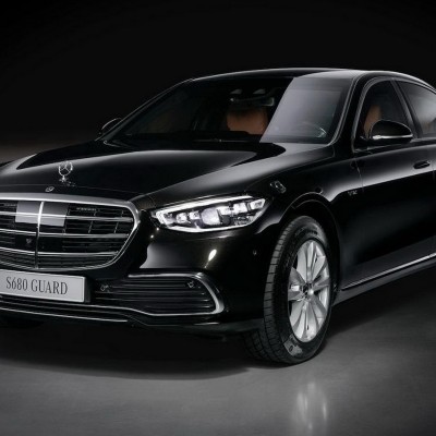 Αυτή η S-Class είναι ιδανική για προέδρους, πολιτικούς και νονούς της νύχτας