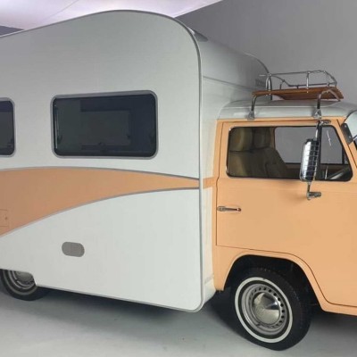 Vintage τροχόσπιτο Volkswagen - Vintage μέχρι να δεις το εσωτερικό του! [Video]