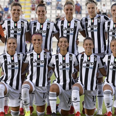 Οι αμαζόνες του ευρωπαϊκού ποδοσφαίρου και η Jeep