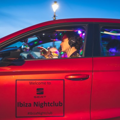 Seat Ibiza μετατράπηκε σε κινητό κλαμπάκι [Video]