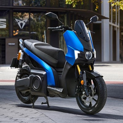 Νέο SEAT MÓ 125 Performance: Πιο γρήγορο και με ανάρτηση Ohlins!