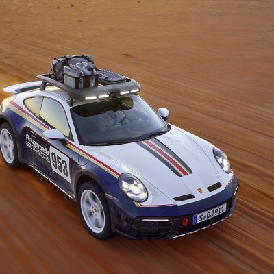 Είναι επίσημο: Η Porsche 911 Dakar βγαίνει στους δρόμους -Ένα supercar για χώμα! [video]