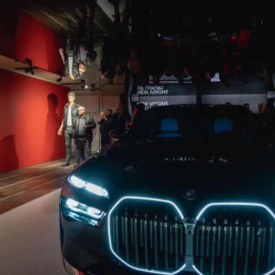 Η νέα i7 συστήθηκε στο ελληνικό κοινό, από την BMW Σφακιανάκης