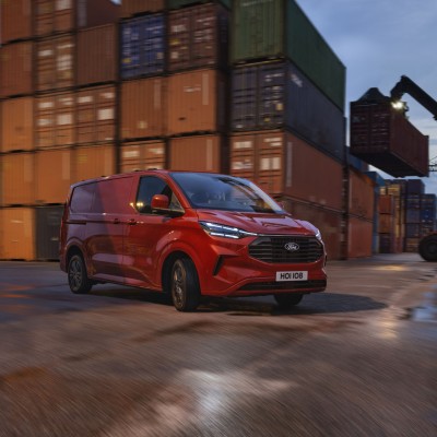 Τα νέα Ford Transit Custom και Tourneo Custom στην Ελλάδα – Τιμές