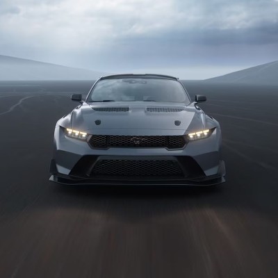 Η Ford Mustang GTD έχει «παράθυρο» για να βλέπεις την ανάρτηση!