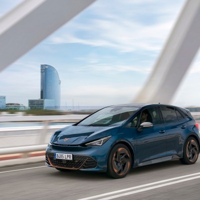 CUPRA Born: Γεννημένο να υπερέχει!