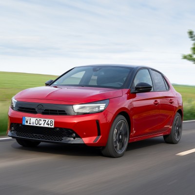 Opel Corsa Hybrid: Χωρίς τέλη και με κατανάλωση 4,5 lt/100 km!