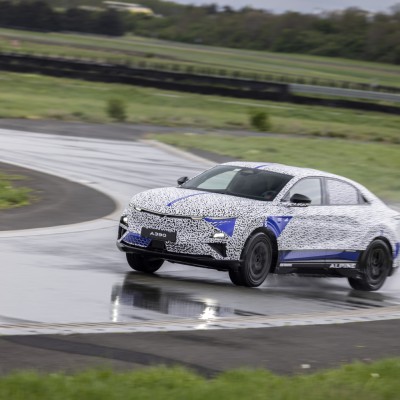 Στο τελευταίο στάδιο δοκιμών η Alpine A390 – Ό,τι ξέρουμε μέχρι τώρα!