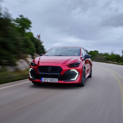 Δοκιμή Renault Clio E-Tech: Φτιαγμένο για να πρωταγωνιστεί