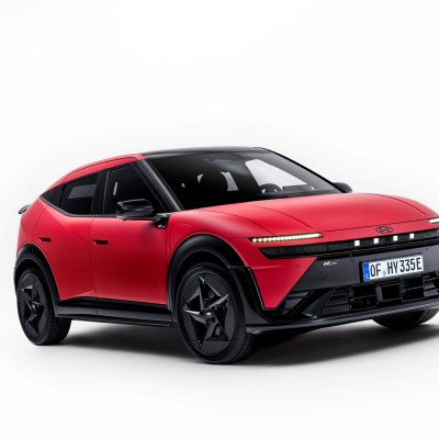 Αποστολή στη Γερμανία: Αυτό είναι το νέο Hyundai Ioniq 3