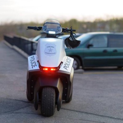 Τρίκυκλο Segway για την αστυνομία