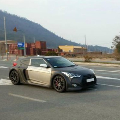 Ετοιμάζεται το κεντρομήχανο Hyundai Veloster;