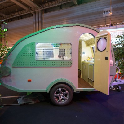 Ένα τροχόσπιτο Lego… σε πραγματικές διαστάσεις