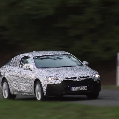 Nέο Opel Insignia τον Μάρτιο