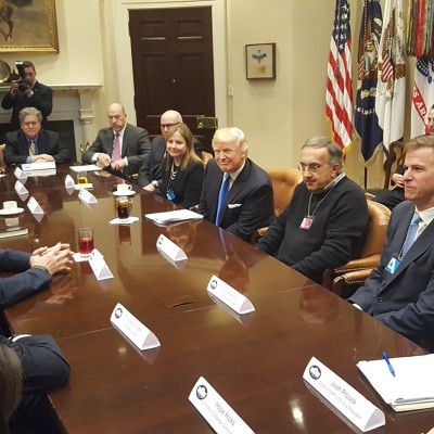 Συνάντηση του Trump με τα αφεντικά των Big Three