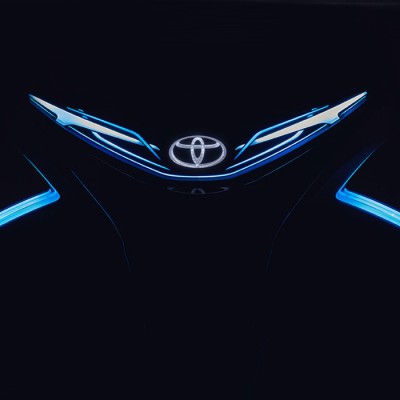 Αυτόνομο τριθέσιο από την Toyota!