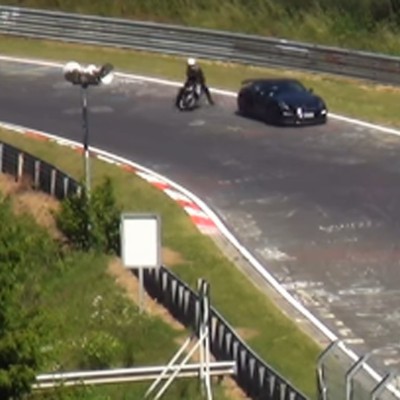 Ποιος φταίει σε αυτό το τρακάρισμα; (video)