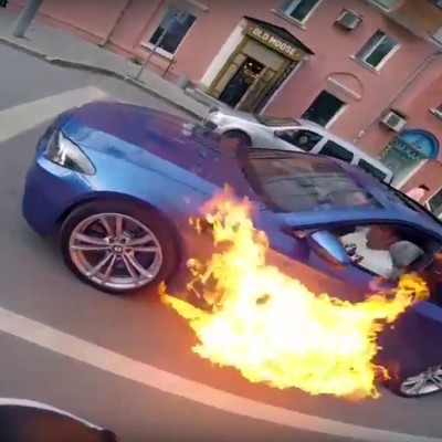 BMW M5… φλαμπέ (video)