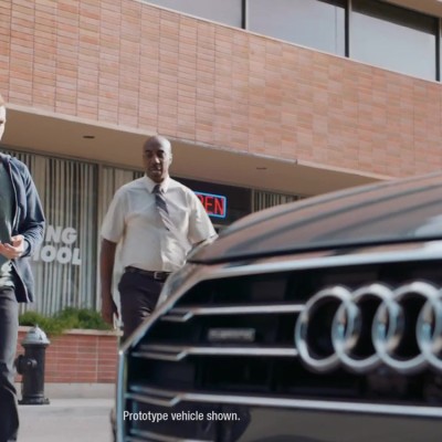 Ο Spiderman παίρνει δίπλωμα με Audi A8 (vid)