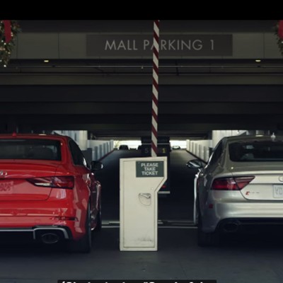 Δύο Audi RS πολεμάνε για μια θέση. Ποιος θα κερδίσει; (vid)