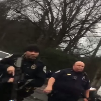 Βελτιωμένο αυτοκίνητο «καλεί» την αστυνομία! (video)