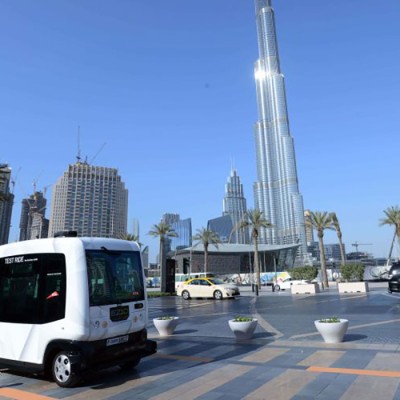 Οι πινακίδες των ΙΧ θα ειδοποιούν αστυνομία και ασθενοφόρα!