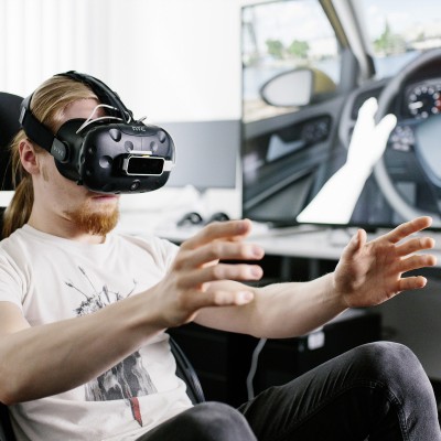 Τι κάνει ένας ειδικός εικονικής πραγματικότητας;