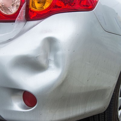 Εσείς αφήνετε σημείωμα όταν χτυπάτε ένα άλλο αυτοκίνητο;