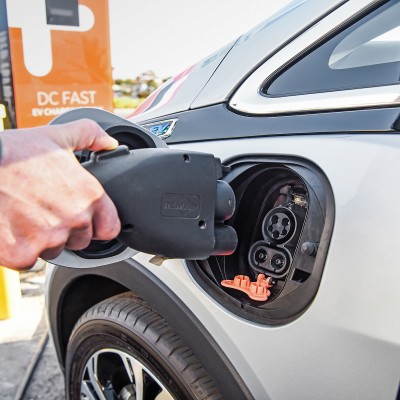 Κίνητρα για εταιρικά ηλεκτρικά αυτοκίνητα