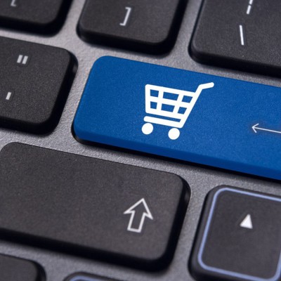 Κατακόρυφη αύξηση των ηλεκτρονικών αγορών λόγω κορονοϊού