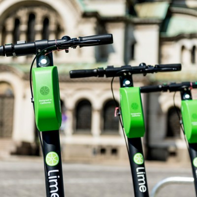 Τα πατίνια Lime επέστρεψαν στους δρόμους της Θεσσαλονίκης