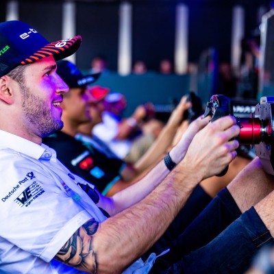 Τον έδιωξαν από την ομάδα επειδή έκλεψε στο ηλεκτρονικό παιχνίδι! (video)