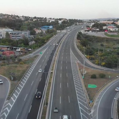 Συνάντηση Δημάρχων με τον Υπουργό Υποδομών για τα διόδια σε Βαρυμπόμπη και Άγιο Στέφανο