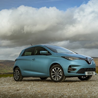 Το Renault Zoe έριξε από την κορυφή το Tesla Model 3