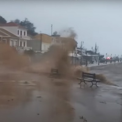 Κυκλώνας “Ιανός”: Τι ασφάλιση πρέπει να έχω για να αποζημιωθώ για ζημιές στο αυτοκίνητό μου