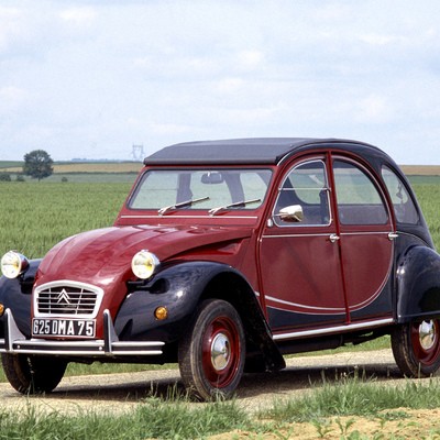Θυμάστε το Citroen 2CV Charleston; Έκλεισε τα 40!