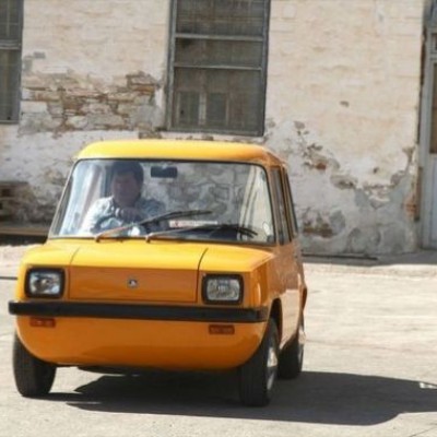 Πέθανε ο Έλληνας εφευρέτης του ηλεκτρικού Enfield 8000