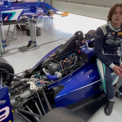 Ο Τζώρτζης Μαρκογιάννης μας παρουσιάζει τον κινητήρα Abarth που κινεί το F4 μονοθέσιό του