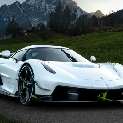 Τα μοντέλα της Koenigsegg θα παίρνουν ενέργεια από… ηφαίστεια