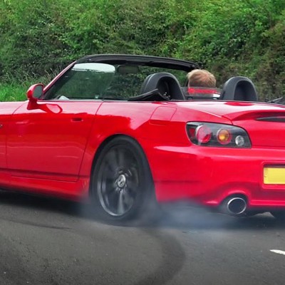 Τι γίνεται αν σου «φύγει» το S2000 με 177km/h; [Video]