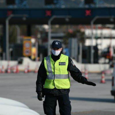 Μετακινήσεις εκτός νομού: Τι ισχύει για τους ανεμβολίαστους