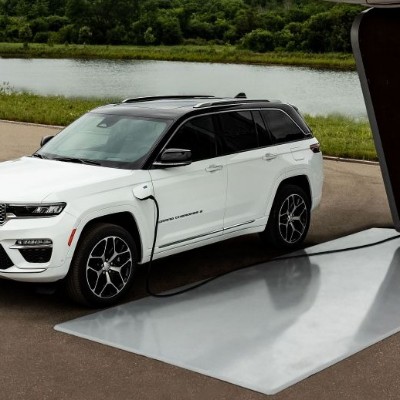 Πότε θα δούμε το νέο Jeep Grand Cherokee;