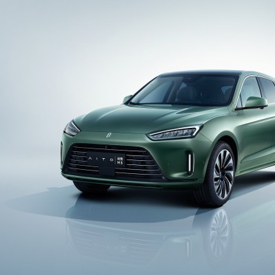 Από τα smartphones στα ηλεκτρικά αυτοκίνητα: Νέο Huawei Aito M5 EV (video)