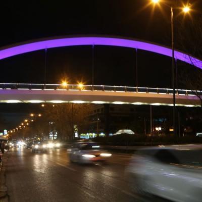 Έτοιμη η νέα πεζογέφυρα της λ. Μεσογείων [φωτό+video]