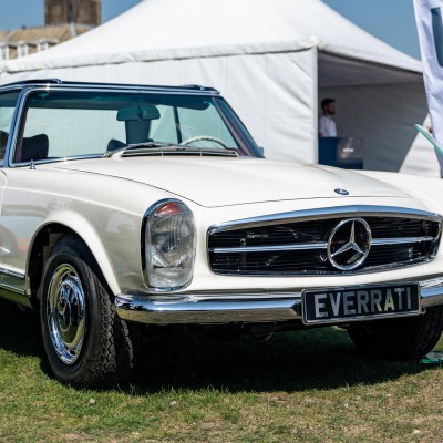 Πόσα θα έδινες για μία ηλεκτρική Mercedes SL Pagoda;