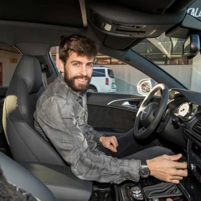 Gerard Pique-Shakira: Σε ποιον θα καταλήξει η συλλογή αυτοκινήτων;