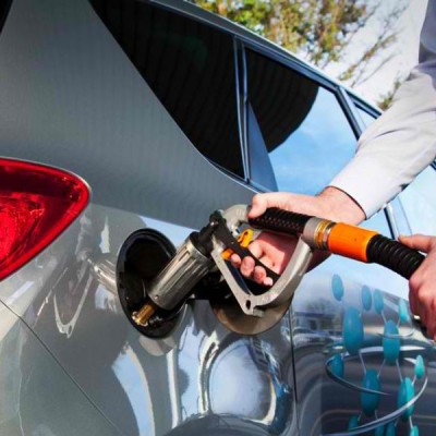 Δωρεάν καύσιμα για έναν χρόνο αν αγοράσεις αυτά τα δύο αυτοκίνητα! Τεράστια προσφορά στην Ελλάδα