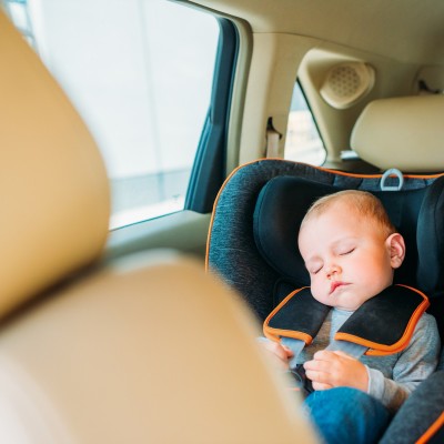 Μύθος ή αλήθεια: Τα μαιευτήρια δεν σε αφήνουν να φύγεις χωρίς παιδικό κάθισμα