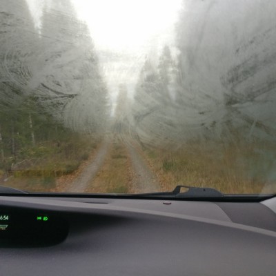 Πώς ξεθολώνει το παρμπρίζ - Τα κόλπα που πρέπει να ξέρεις